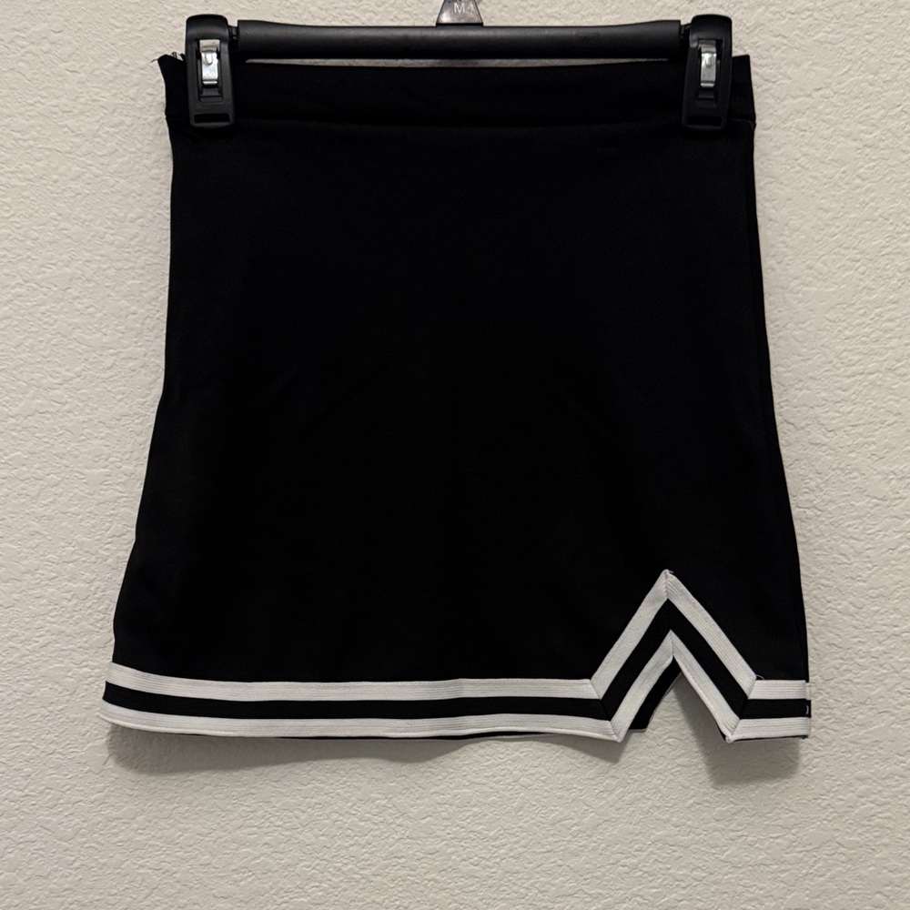 Danzcue Black and White Cheer Skirt